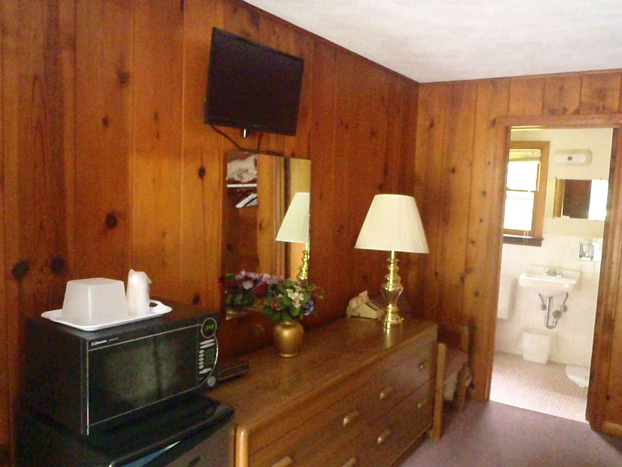 Heart Of The Berkshires Motel Pittsfield Exterior foto