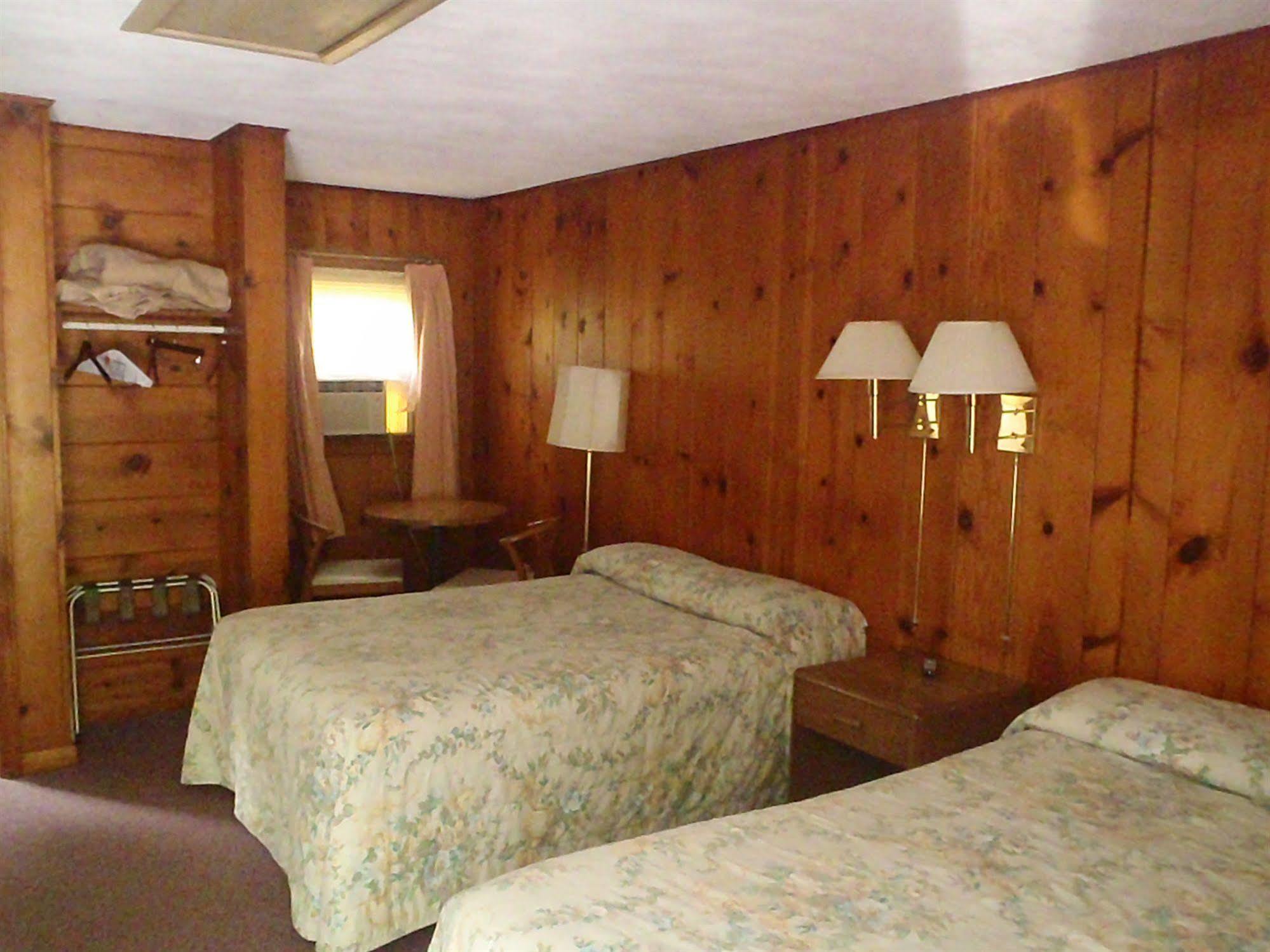 Heart Of The Berkshires Motel Pittsfield Exterior foto