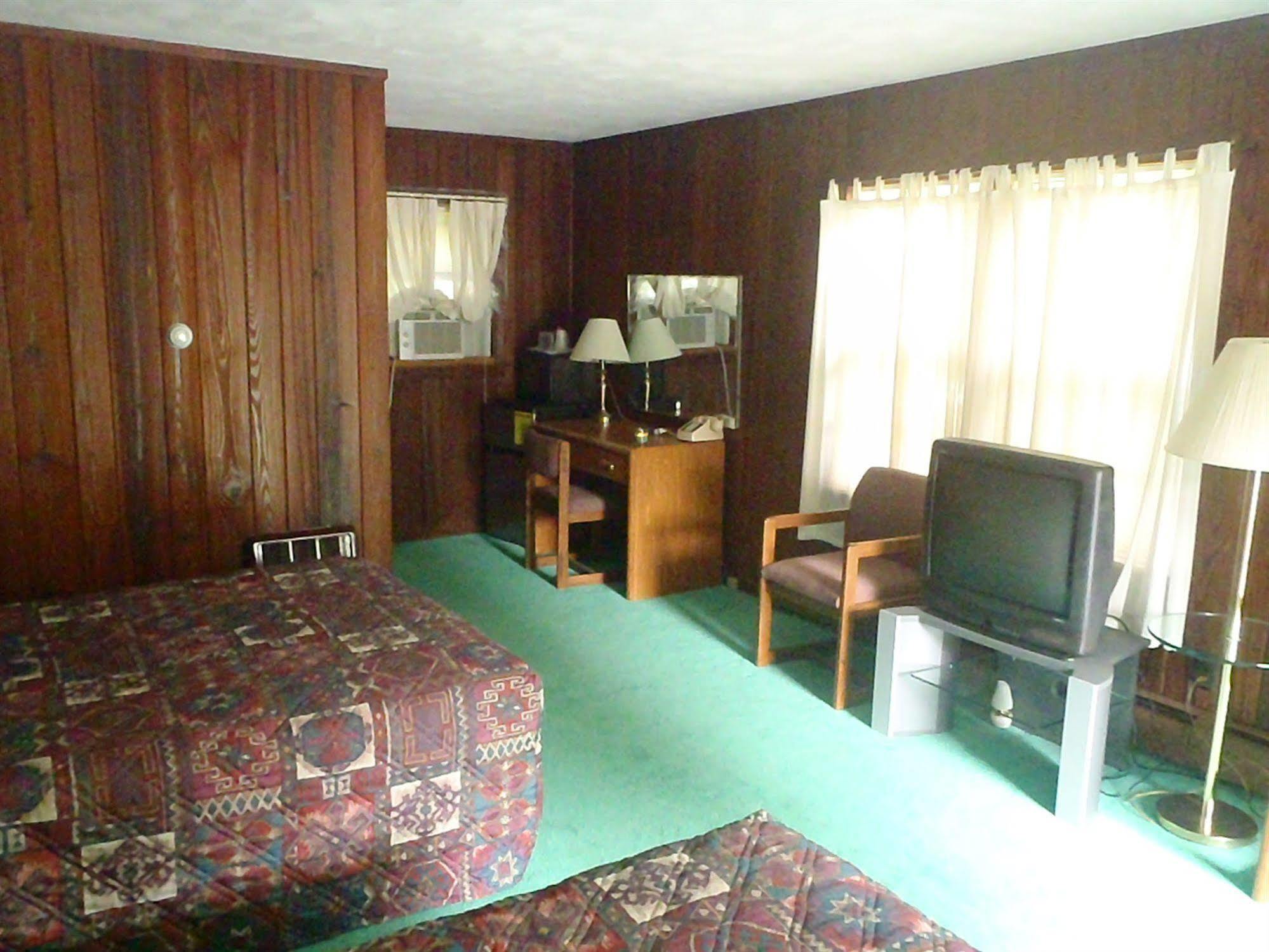 Heart Of The Berkshires Motel Pittsfield Exterior foto