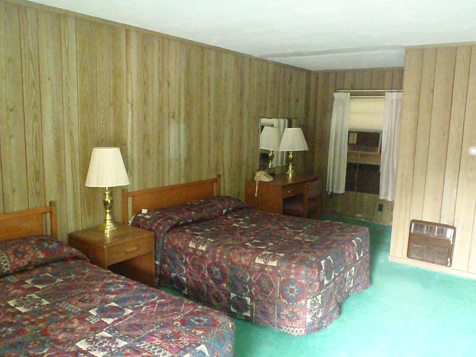 Heart Of The Berkshires Motel Pittsfield Exterior foto