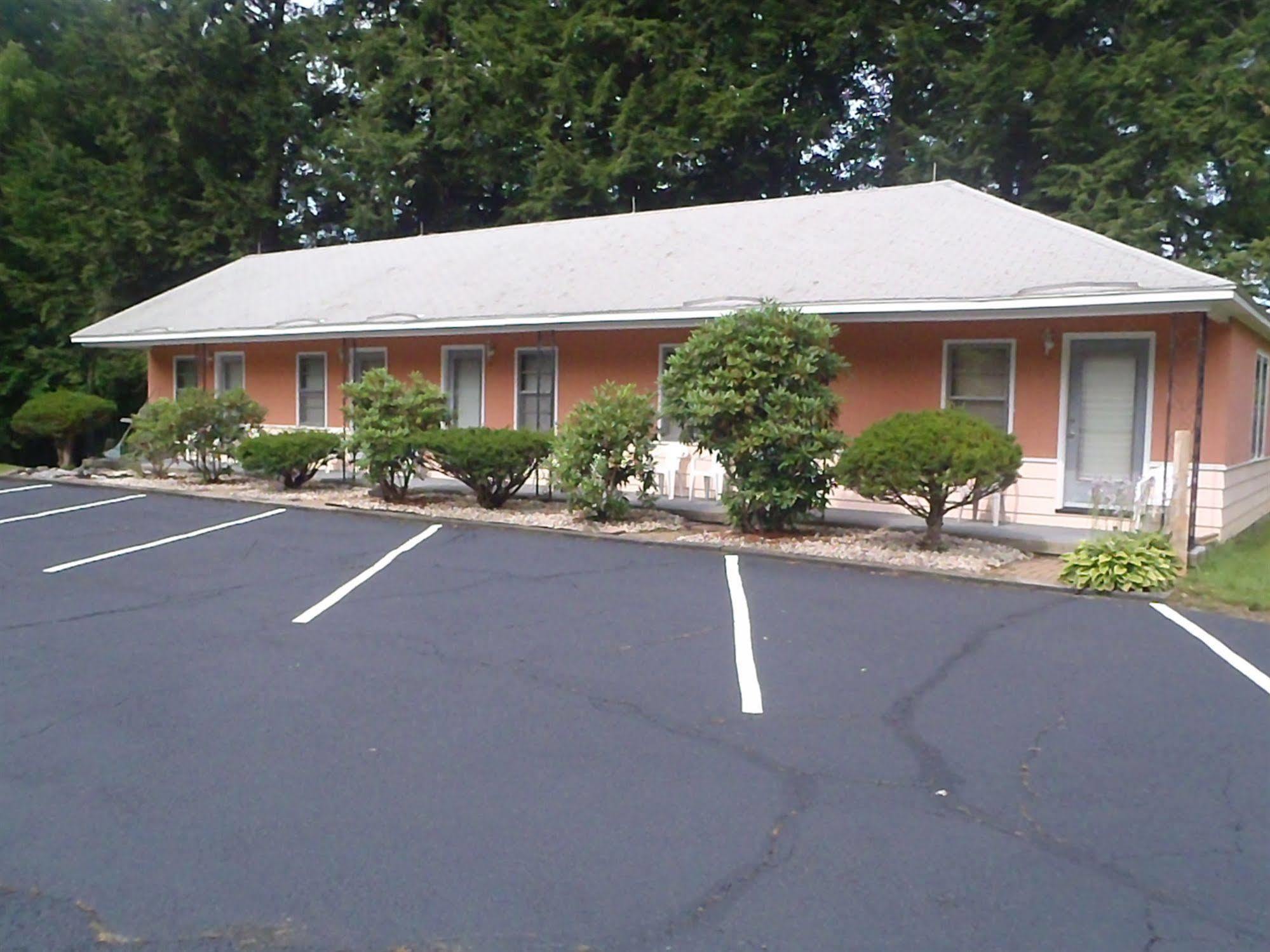 Heart Of The Berkshires Motel Pittsfield Exterior foto